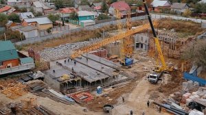 Таймлапс со строительной площадки. Монтаж башенного крана POTAIN.