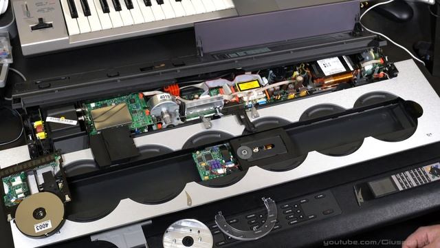 Beosound 9000 "CD Pause" error, laser repair and maintenance tutorial - Bang & Olufsen смотреть онлайн