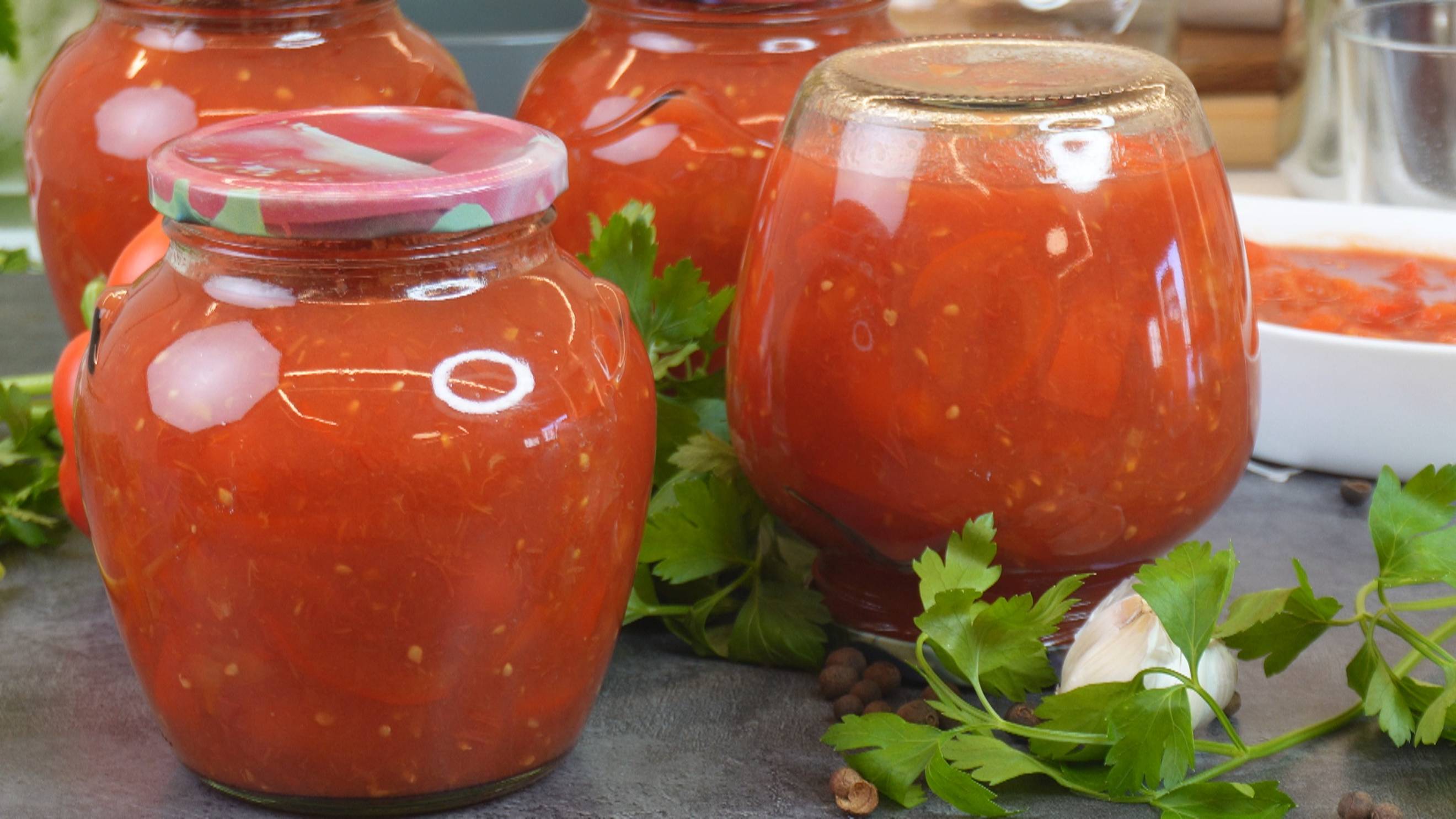 Лечо НЕЖНОЕ БЕЗ УКСУСА И МАСЛА заканчивается еще в начале зимы - Этот рецепт должен знать каждый смотреть онлайн