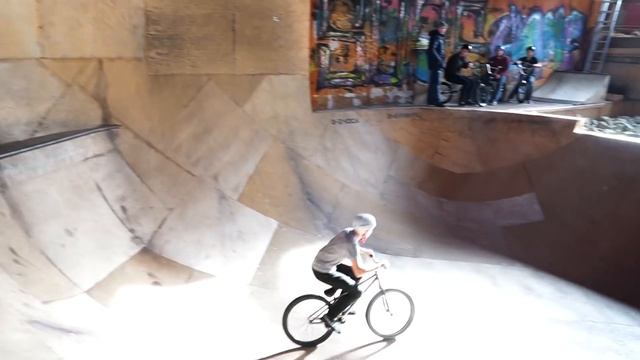 Дневник Райдера [Антон Степанов] #11 - помогите найти помещение для РОКЕТ ПАРКА! смотреть онлайн