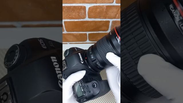 Фотоаппарат Canon EOS 5D Mark II Body + Объектив Canon EF 135mm f/2L USM смотреть онлайн