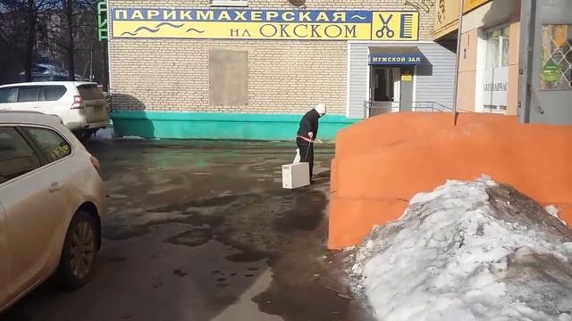 Зинаида Фёдоровна выгуливает компьютер смотреть онлайн