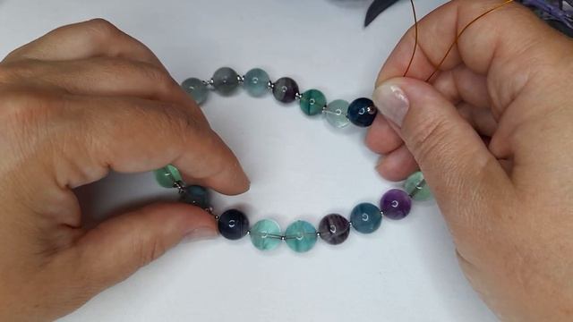 Украшения из крупного флюорита: от распаковки бусин до создания украшения #diy #украшения смотреть онлайн