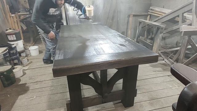 Покраска садовой мебели морилкой и лаком на водной основе комбинированным способом(кисть+распыление смотреть онлайн