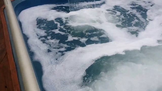 Композитный бассейн от компании Health-SPA смотреть онлайн