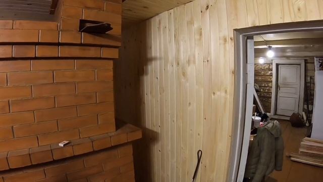 Обшивка стен вагонкой в одной из комнат!