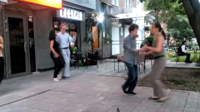 Танцы, Пермь, кофейня Cappuccino Club смотреть онлайн