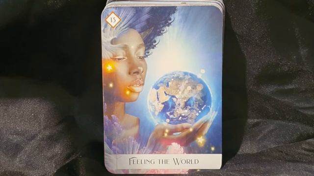Oracle of the 7 Energies flip through/ review смотреть онлайн