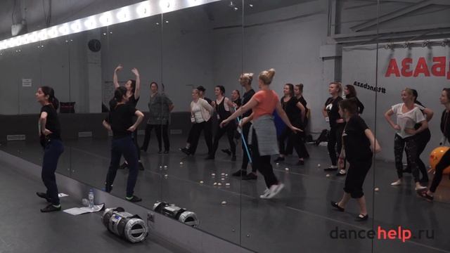 №837 Готовые этюды к Новому году для детей 3-4 и 4-5 лет. Полина Яблокова , Мария Осипова смотреть онлайн