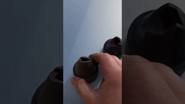 Удаляю очаги коррозии на капоте Лексус rx350 смотреть онлайн