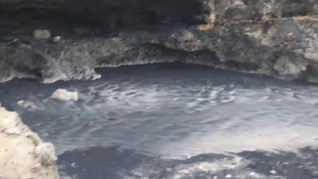 Волшебный песок на пляже Melasti. Bali island смотреть онлайн