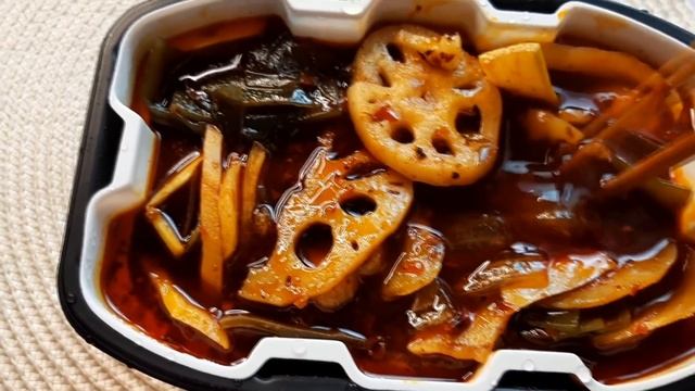 Доширак из Китая САМ СЕБЯ ГОТОВИТ! ? Саморазогревающаяся Лапша? смотреть онлайн