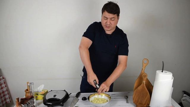 Вафли из кабачков с маседуаном и икрой смотреть онлайн
