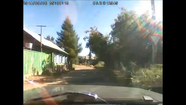 Из-за поворота на таран 2014 09 06 Красноярск, Покровка смотреть онлайн