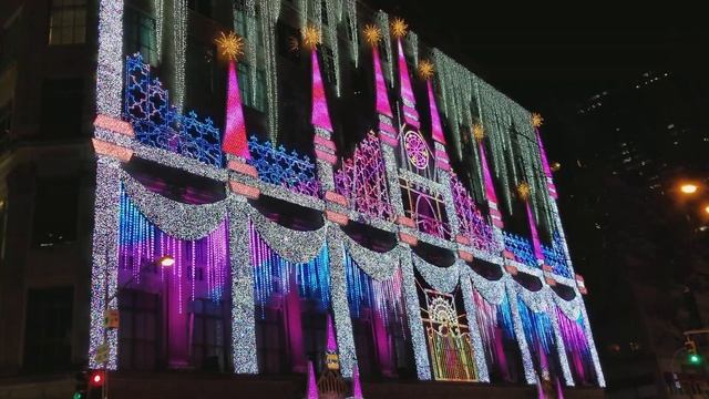 5 авеню в Нью-Йорке смотреть онлайн