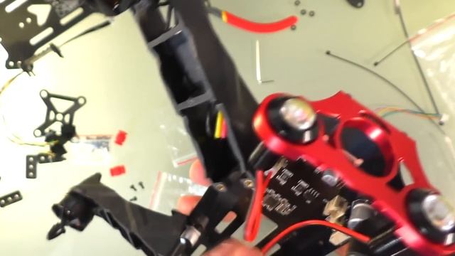 СОБИРАЕМ КВАДРОКОПТЕР EACHINE 250 RACER DIY смотреть онлайн