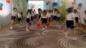 танец «Мы все вместе – дружная Семья»