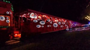 ПОЕЗД ПОЖИРАТЕЛЬ в реальной жизни украл Деда Мороза! ??