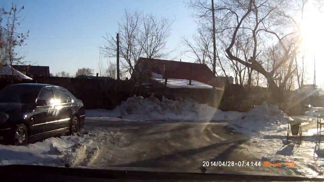 Выезд со двора утром 28 04 14 смотреть онлайн