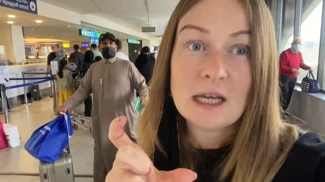 ЛЕТИМ ДОМОЙ. В САМОЛЕТЕ С НИКОЙ. БРОТЬЯ БРОС ШОУ И 10 ЧЕМОДАНОВ смотреть онлайн