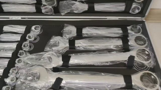 Ключи рожково-накидные с трещоткой 6-32мм (набор 22пр.) в СНАБМИНСК смотреть онлайн