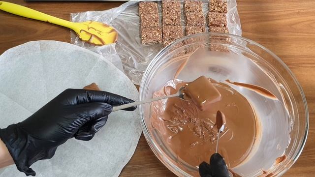 НАРЕЗНЫЕ КОНФЕТЫ "ФЕРРЕРО" смотреть онлайн