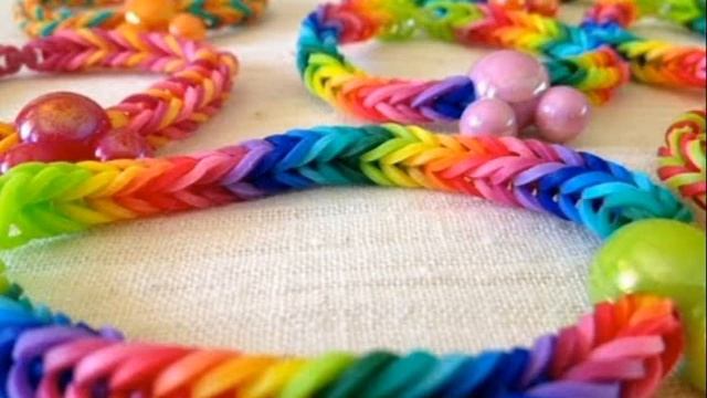 Набор для плетения браслетов из резинок rainbow loom bands в Баянголе смотреть онлайн
