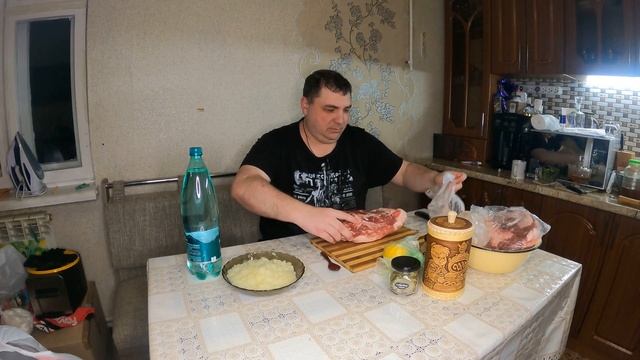 Продолжаем ремонт погреба. Купили большой дом в селе. Вкусный маринад для шашлыка. смотреть онлайн