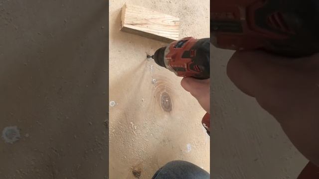 ❗️ не используйте чёрные саморезы под нагрузку ?