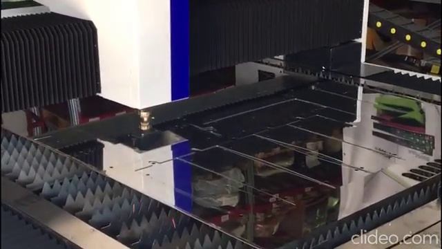 Оптоволоконный лазерный станок для резки металла MetalTec 1530 750W смотреть онлайн