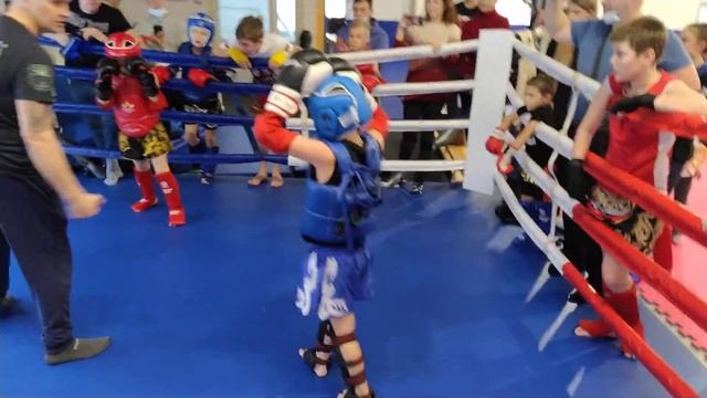 Спаррингий Тайский бокс Раунд 1 смотреть онлайн