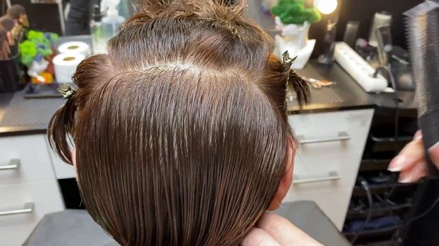 Женская короткая стрижка 60+ \ Стрижка шапочка