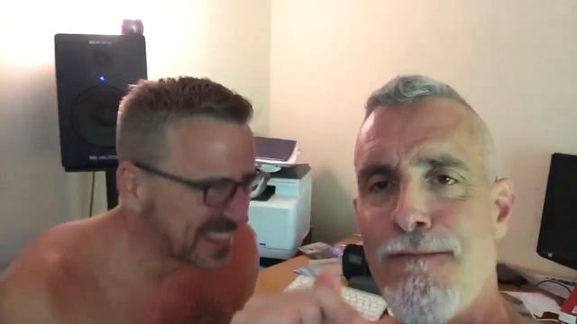 In The Studio With Glenn Soukesian and Ron Schrader смотреть онлайн