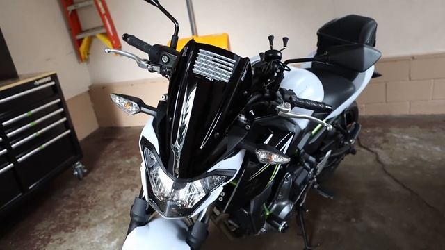 MOTORCYCLE WINDSCREEN | PUIG | KAWASAKI Z650 смотреть онлайн