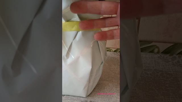 САМАЯ ЛУЧШАЯ ,,ВАЗА" ДЛЯ ЦВЕТОВ, ЕСЛИ НЕТ ОБЫЧНОЙ смотреть онлайн