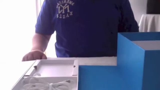 Unboxing - first impression of the new beats Mixr limited edition- blue смотреть онлайн