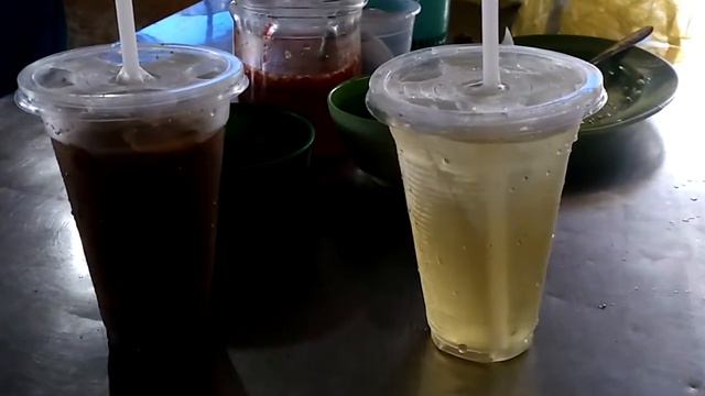 Вьетнамский кофе за 8 донг (24 рубля) на рынке Чо Вин Хай. Нячанг Вьетнам