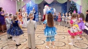 Хоровод с Дедом Морозом "Заводи хоровод, наступает Новый год" автор М. Басова