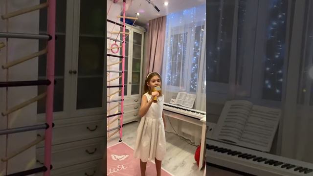 «Старый рояль», песня из к/ф «Мы из джаза» смотреть онлайн