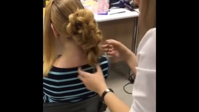 Прическа из длинных волос смотреть онлайн