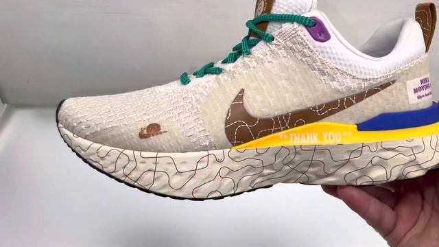 Nike React Infinity Run Flyknit 3 Premium Nike Moving Company Running Shoes смотреть онлайн