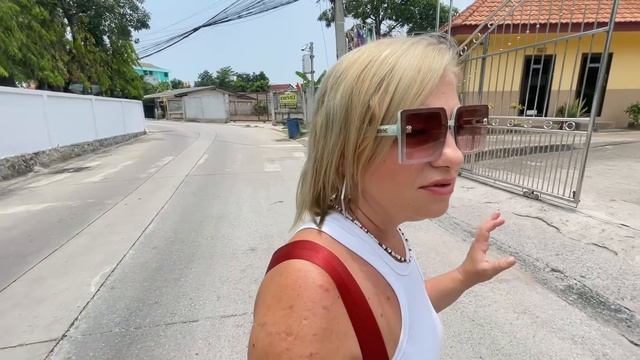 Как остаться в Таиланде надолго? Отдали детей в школу в Паттайе смотреть онлайн