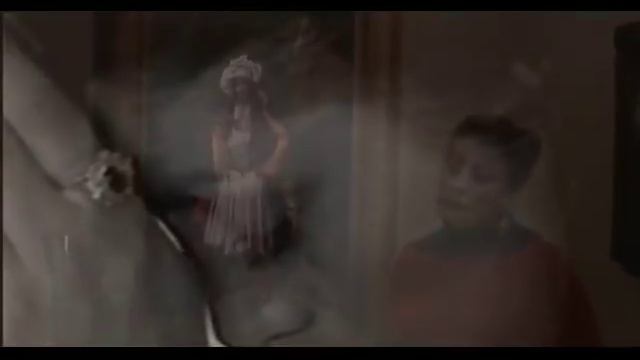 Iranian Pop Singer  Marjan Iran  Persian Song Empty House