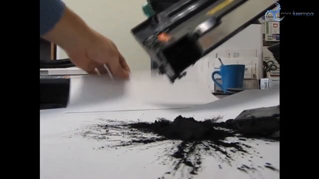 Как почистить  контейнер отработанного тонера