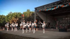 Шоу-группа барабанщиц ЗКНТ ат "Фейерверк"_ марш Радецкого.  12.06.2019. ПКиО. г.Кировск.