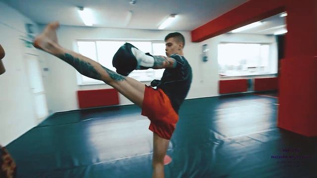 ТАЙСКИЙ БОКС МУАЙ ТАЙ | Muay Thai BOX Тренировка смотреть онлайн