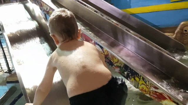 #5 САМЫЙ БОЛЬШОЙ АКВАПАРК В ПРАГЕ /aquapalace /КРУТЫЕ ГОРКИ/ смотреть онлайн