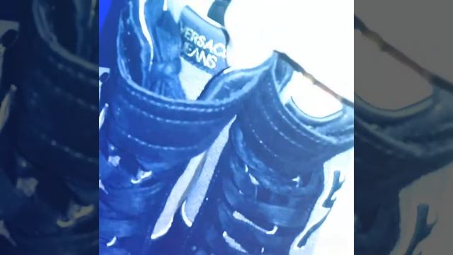 Versace On The Floor (Unboxing Versace Shoes)