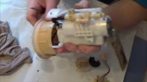 Замена топливного фильтра Toyota RAV4 2.0 VVTi