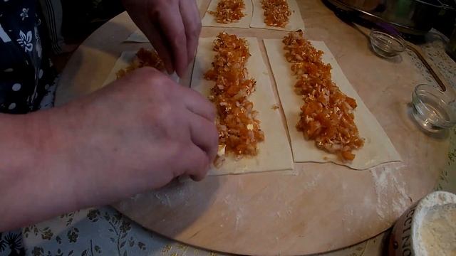 Почти праздничное блюдо! Манты розочки из тыквы смотреть онлайн